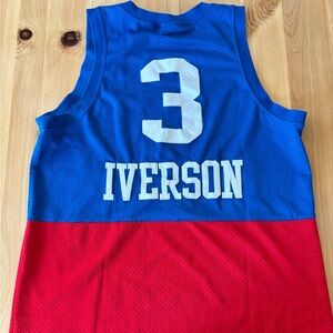 Vintage Nike Philadelphia 76ers Allen Iverson Jersey
